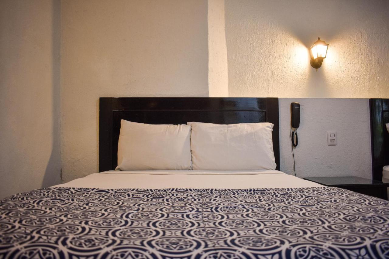 Hotel Santa Ana เมริดา ภายนอก รูปภาพ